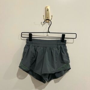 lululemon sage shorts size 2